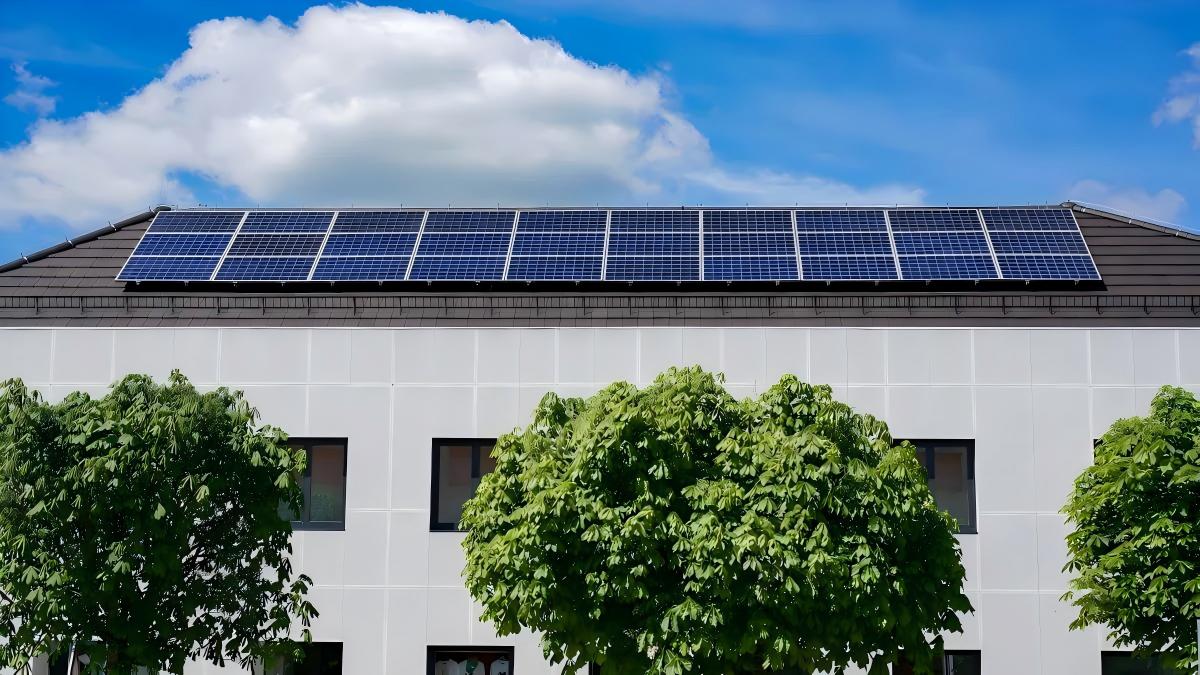 Anern’s Commercial and Industrial Solar Panels Anern’s Commercial and Industrial Solar Panels